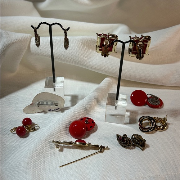 Vintage Red bundle of 9 - Picture 3 of 8